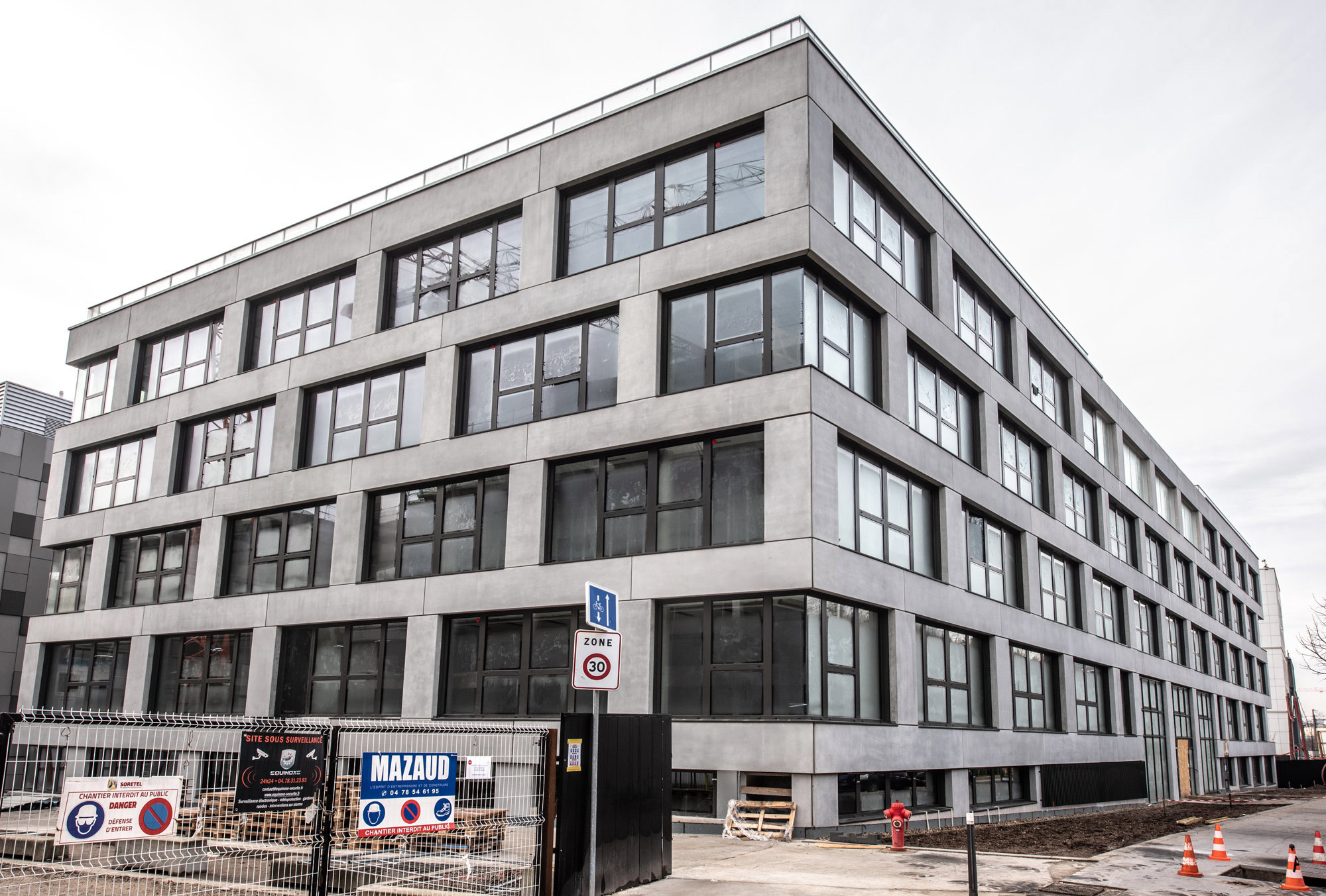 Le Blok, Lyon Vaise, Béton préfabriqué, Anahome, HGA – Hubert Godet Architectes
