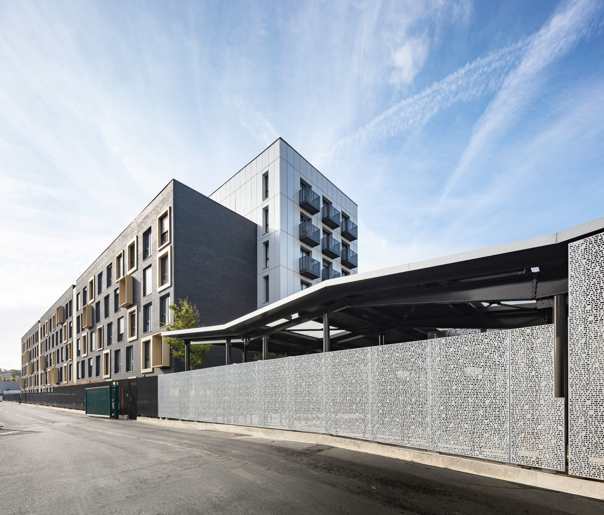 Balcons, Villejuif, Brique, Aluminium, HGA – Hubert Godet Architectes